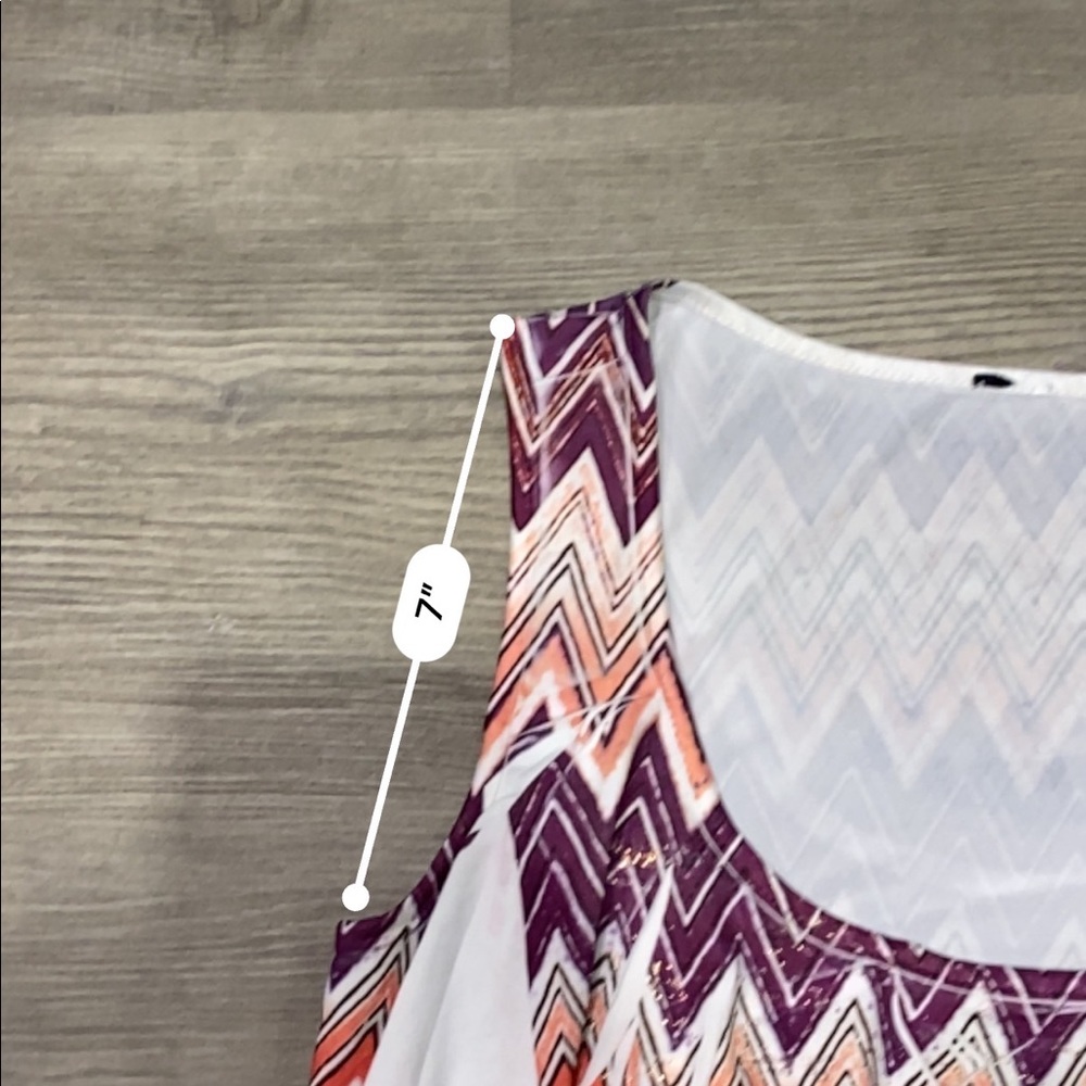 Zigzag Layered Ruffle Tank - Picture 7 of 10